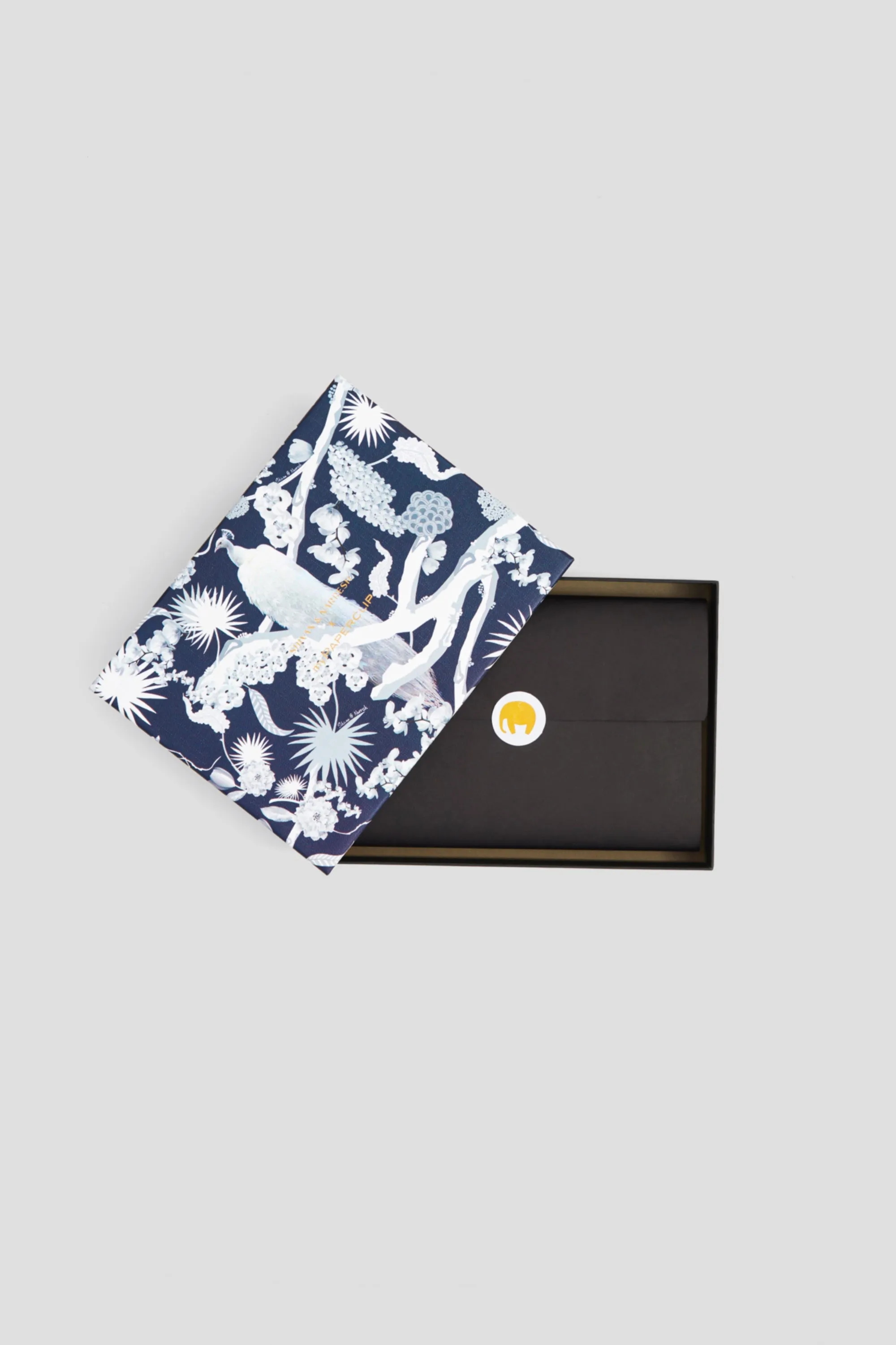 Izu Juno Notebook