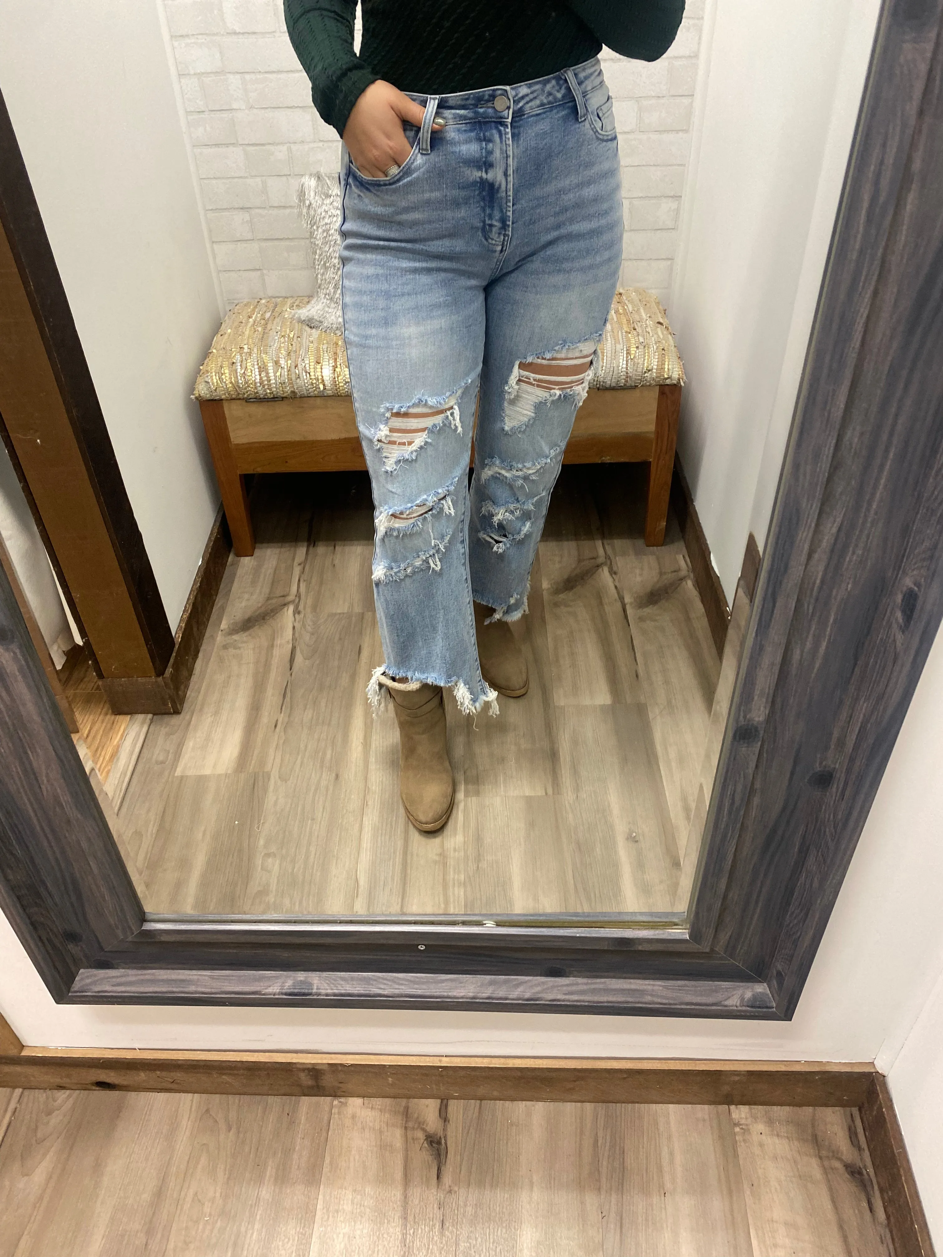 Urban Distressed Jeans-Light Wash
